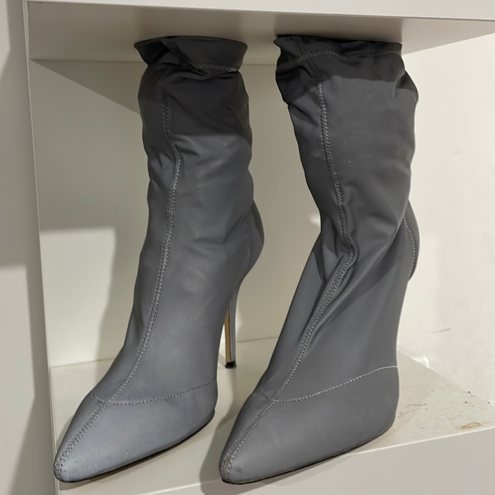 Grey Reflective Neoprene Heeled Socks Boots- NF-2029